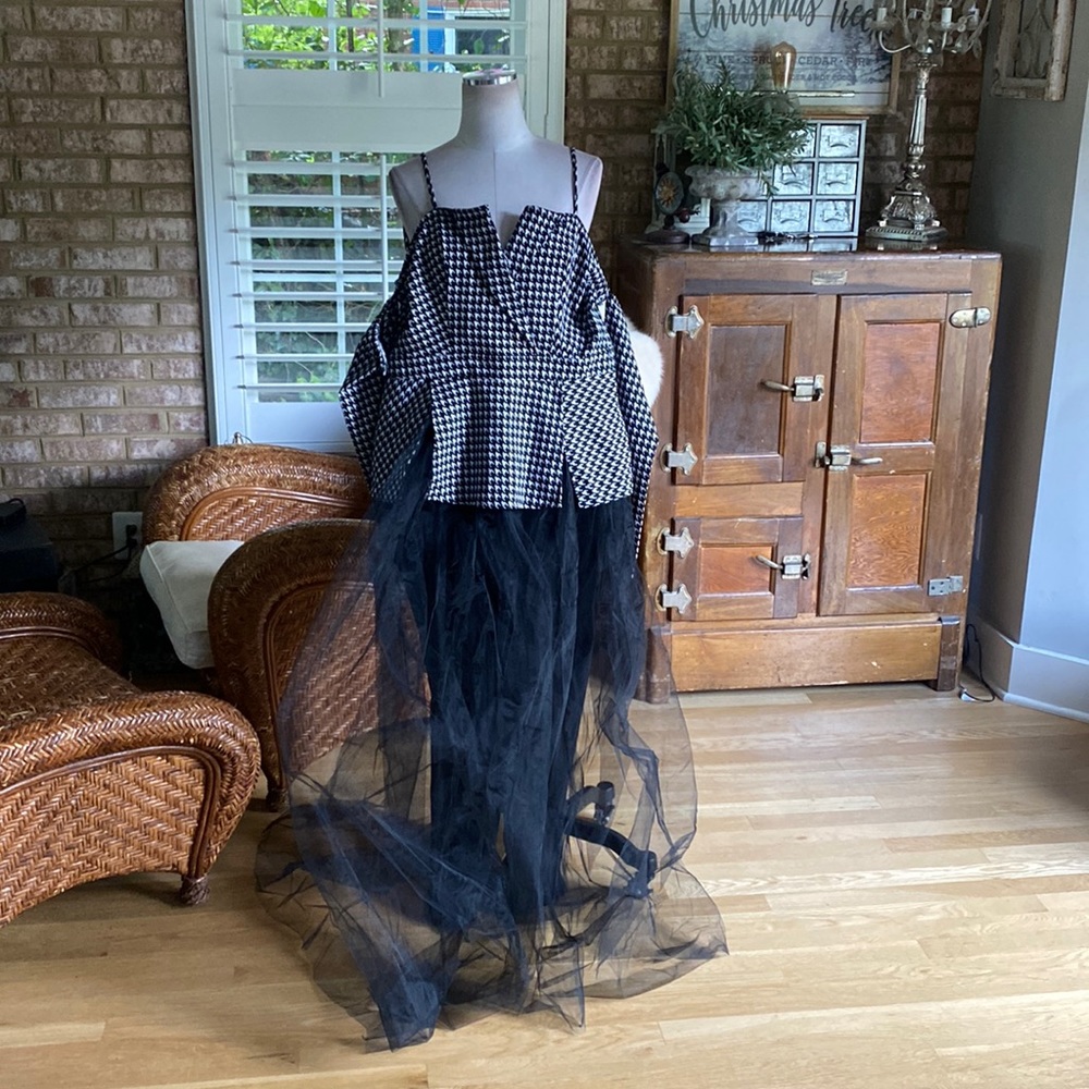 BLITHE COLD SHOULDER JUMPSUIT WITH TULLE SKIRT LARGE NEW